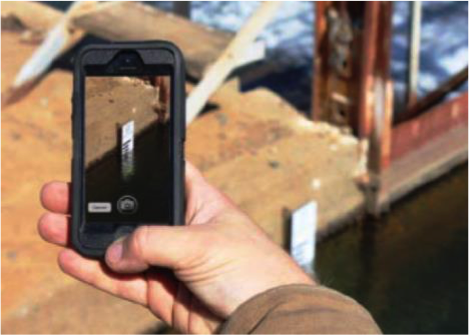 Citizen water monitoring using a smartphone