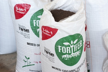 Bags of fortifer at the fertifer plant, IWMI Accra 