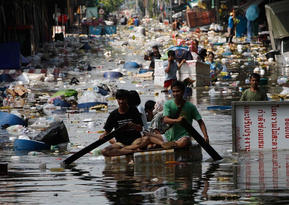 Float Bangkok flood