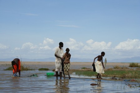 Washing clothes in Lake Turkana by International Rivers