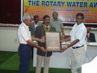 Dr._Palanisami_receiving_the_Rotary