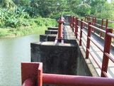 Irrigation structure in Sri Lanka100_2487