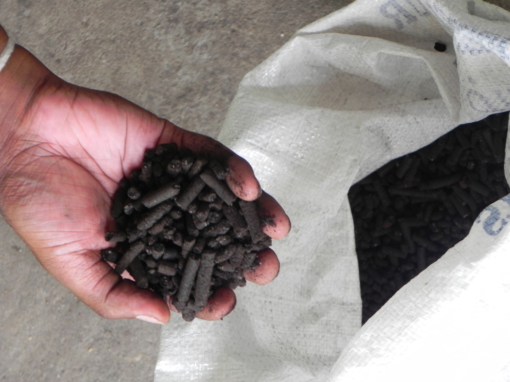 Compost pellets vary in size from between 5 to 20 mm.