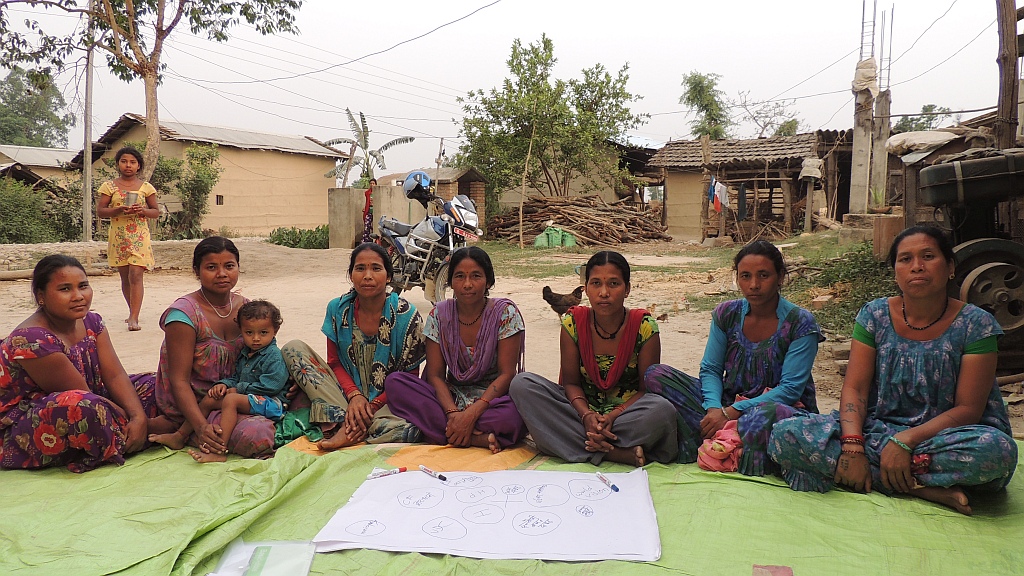 Groups discussion at Kuti village in Nepal’s Kailali District. Photo: IWMI