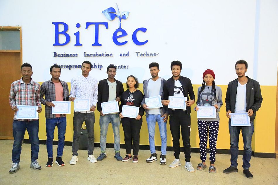 Members of the winning teams during the first hackathon at Bahir Dar Institute of Technology, Ethiopia. Photo: Henock Mebratie