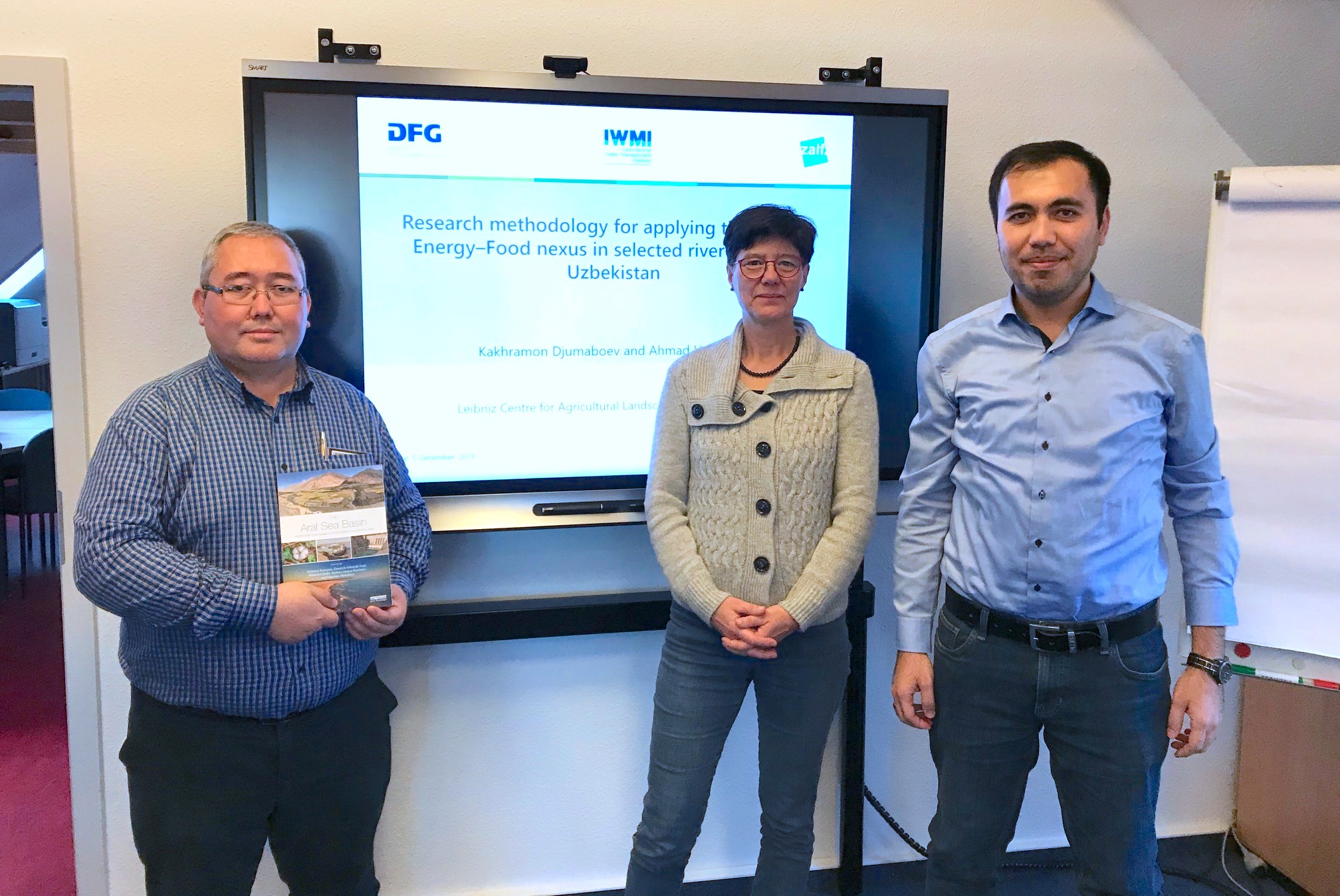 Kakhramon Djumaboev (first from left) during a guest researcher posting in November 2019 at the Leibniz Centre for Agricultural Landscape Research (ZALF) in Germany. Djumaboev was there to work with Dr. Ahmad Hamidov in the DFG-funded WEFUz project. Photo: ZALF.